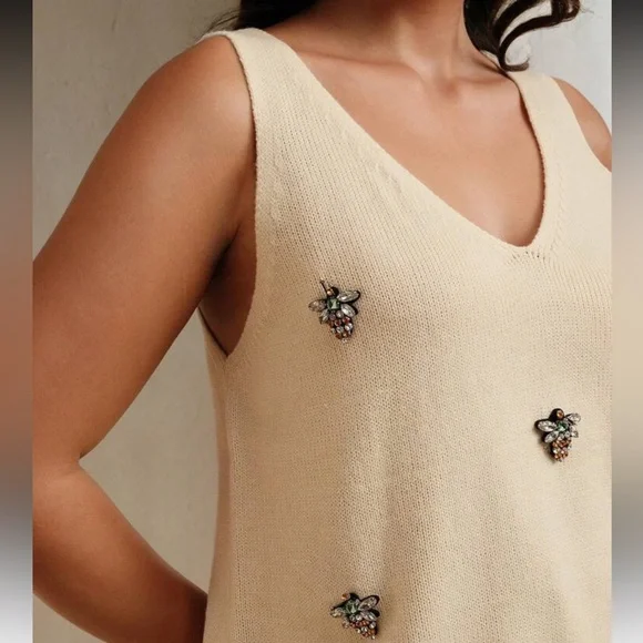 💎 PLUS Embellished Sweater 💎 - Picture 2 of 8